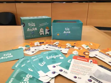 Sud-Mayenne. Un jeu de cartes pour faire découvrir les industries...